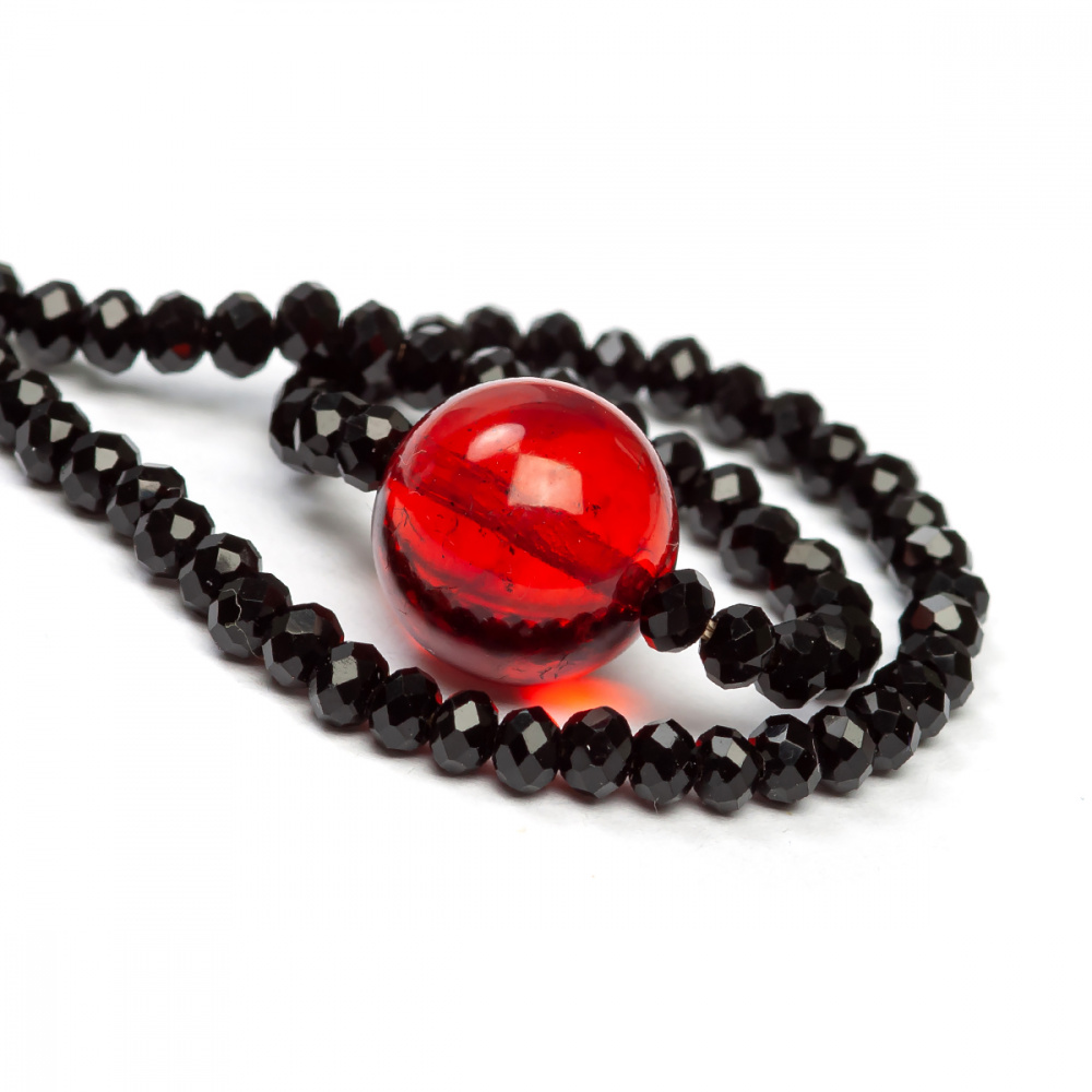 Браслет из бисера и янтаря Браслет из бисера и янтаря